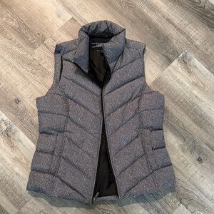 Lands' End Women's Black and White Chevron Vest